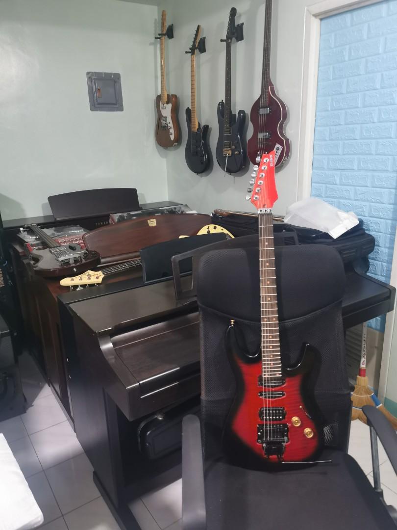 Electric guitar aria pro (Category: Musical Instruments) located in Paranaque City. Submitted by tegtegs (Listing ID 1084520738, Image 1). Description: New arrival Electric guitar 4k Unit only without case Gumagana, maraming issue Pwede nyo pyesahan, maganda pick up atbp..... As is where is...... Payment thru bpi online transfer, gcash or in any remittance center Shipping via lalamove, buyers expense For sale only.