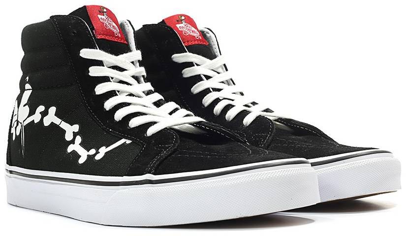 vans snoopy bones