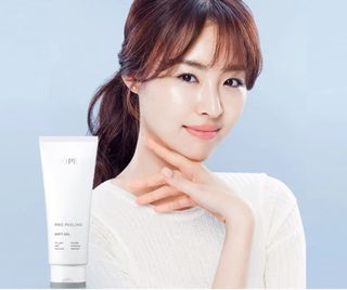 (Category: ) located in . Submitted by beautymasksg (Listing ID 1084610032, Image 1). Description: .