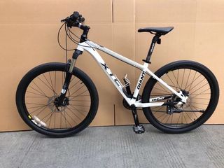 （分類：）位於 。 由 cfpbike 提交（商品編號 1084539751，圖片 1）。簡介： 。