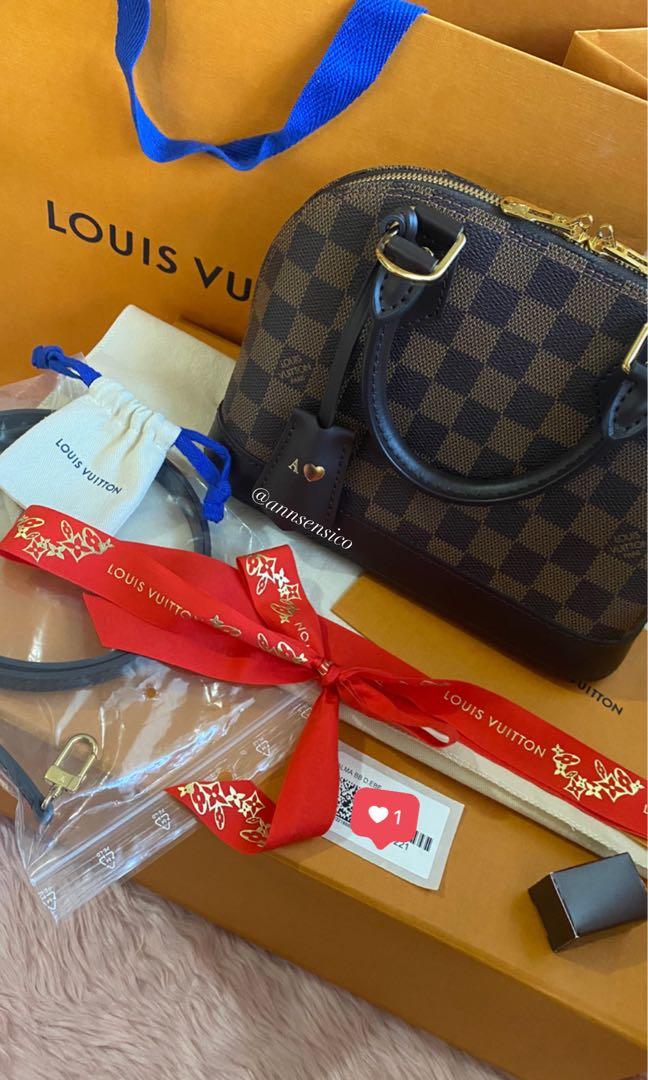 ‼️SOLD‼️Guaranteed authentic LV alma BB DE (Category: Luxury Bags & Wallets) located in Naga. Submitted by akimadison.ph (Listing ID 1084675472, Image 1). Description: Guaranteed authentic lv alma bb in damier ebene May pass as new, used twice only. Comes complete Except paperbag Bought dec 2020.