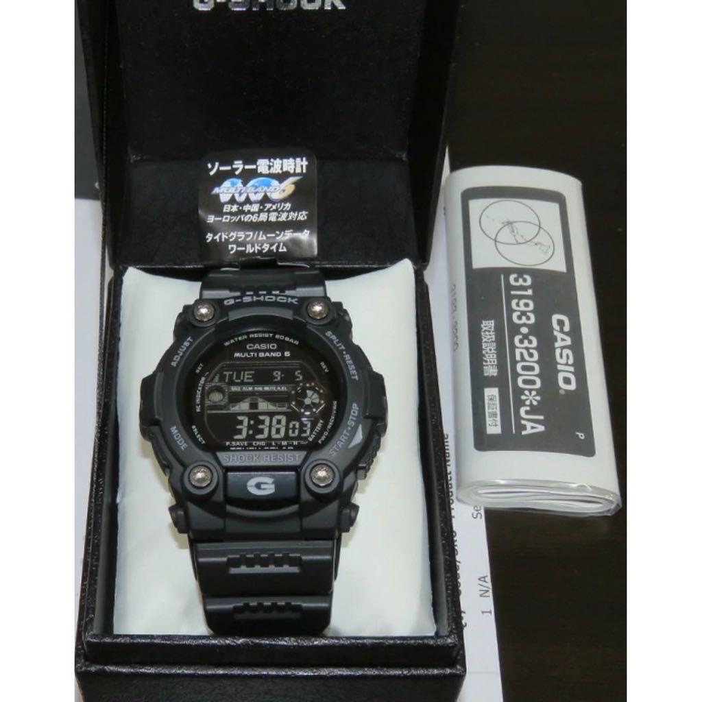 Mat moto tough solar Men s Fashion Watches Accessories Watches on Carousell
