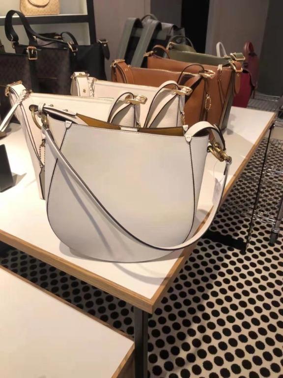 PREORDER COACH MADDY HOBO 88344