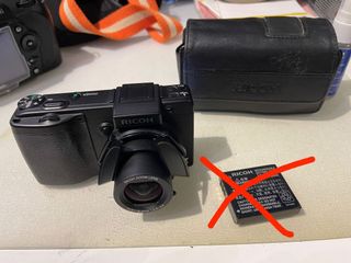 （分類：）位於 。 由 alexng215 提交（商品編號 1084431408，圖片 1）。簡介： 。