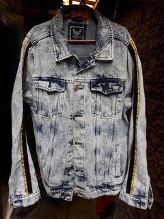 Ripped jeans jaket brave soul not bershka h&m Zara Pull&bear converse