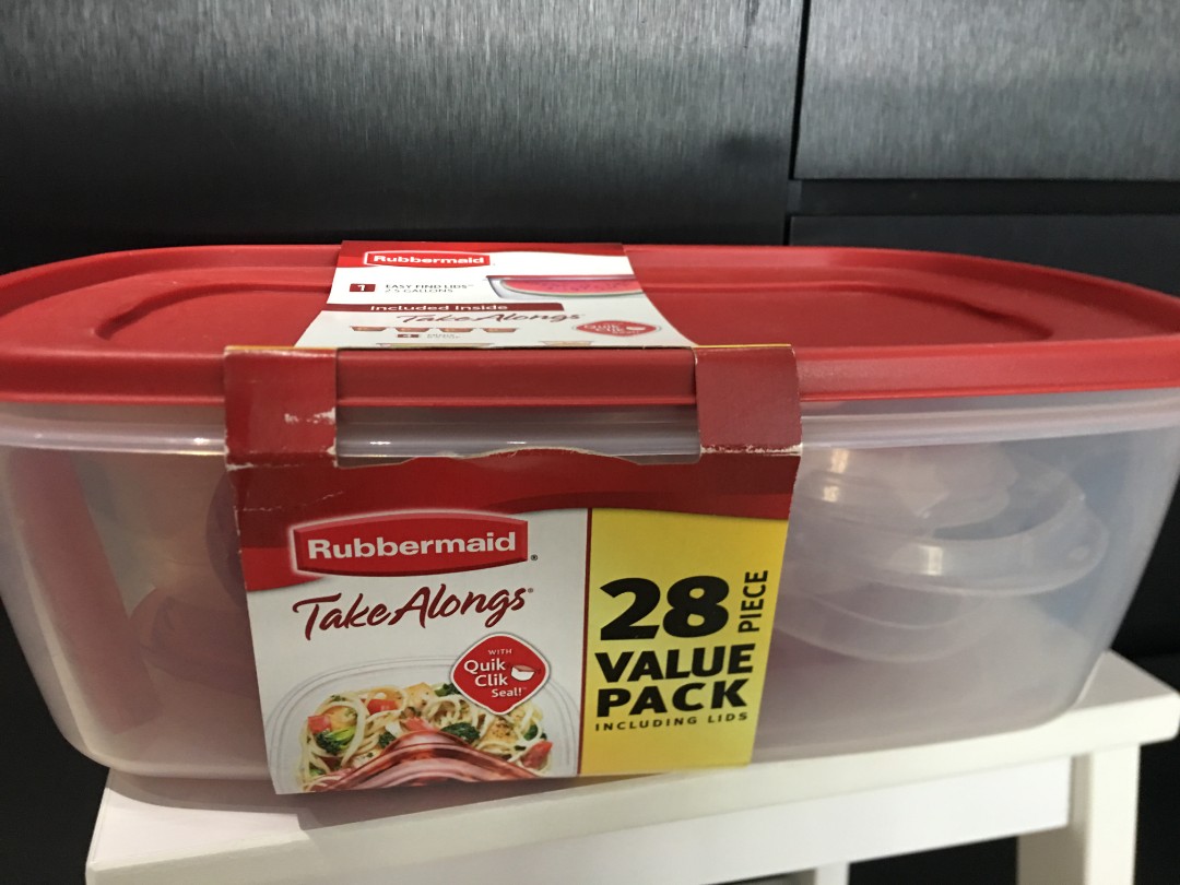 Rubbermaid 28pcs tupperware, Furniture & Home Living, Kitchenware