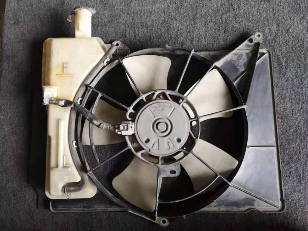 Toyota Vios RS NCP42 NCP93 1NZ Big Motor Radiator Fan / Auto Fan With