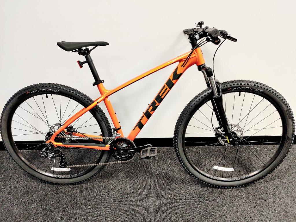 trek marlin 5 medium frame size