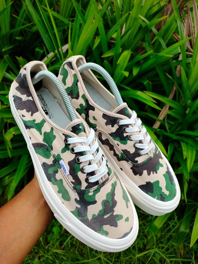 Vans era hot sale camo