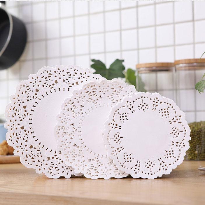 Doilykorea- 250pcs Premium 4 inch Foil Round Lace paper doilies-Non-Dust Simple design : Party/Gift/Pad for Cake Crafts/Home Decoration Weddings Table settings Placemats Clean Cut 4, Gold 
