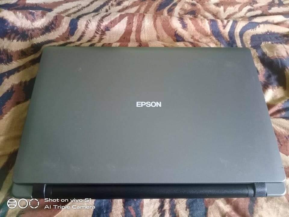 Epson endeavor NJ3900E SLIMTYPE, Computers & Tech, Laptops 