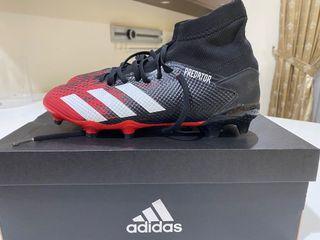 adidas ee9555
