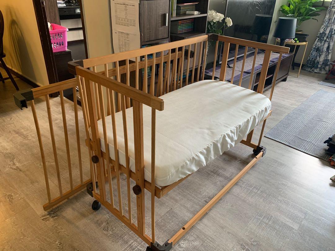 Adjustable baby cot. Very useful, Babies & Kids, Baby Nursery & Kids