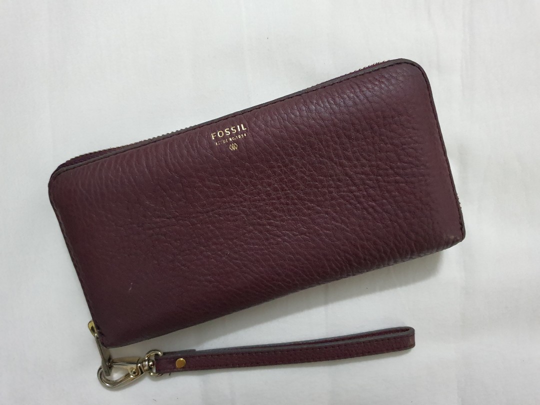 Fossil wallet sales ladies