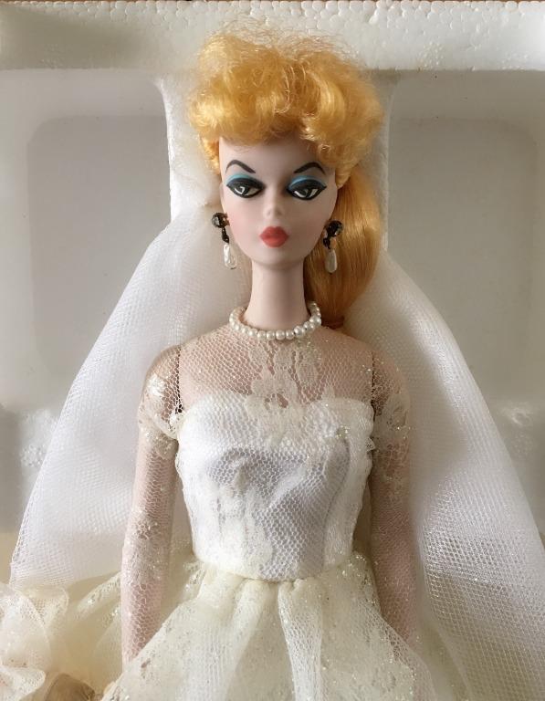 Barbie porcelain top treasures collection