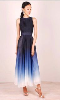 (Category: ) located in . Submitted by clearingwardrobess (Listing ID 1079239641, Image 1). Description: .