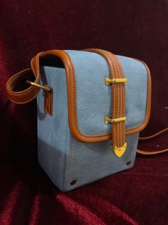 （分類：）位於 。 由 bluetiff 提交（商品編號 1079342493，圖片 1）。簡介： 。