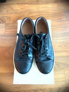 Carlson Sneakers