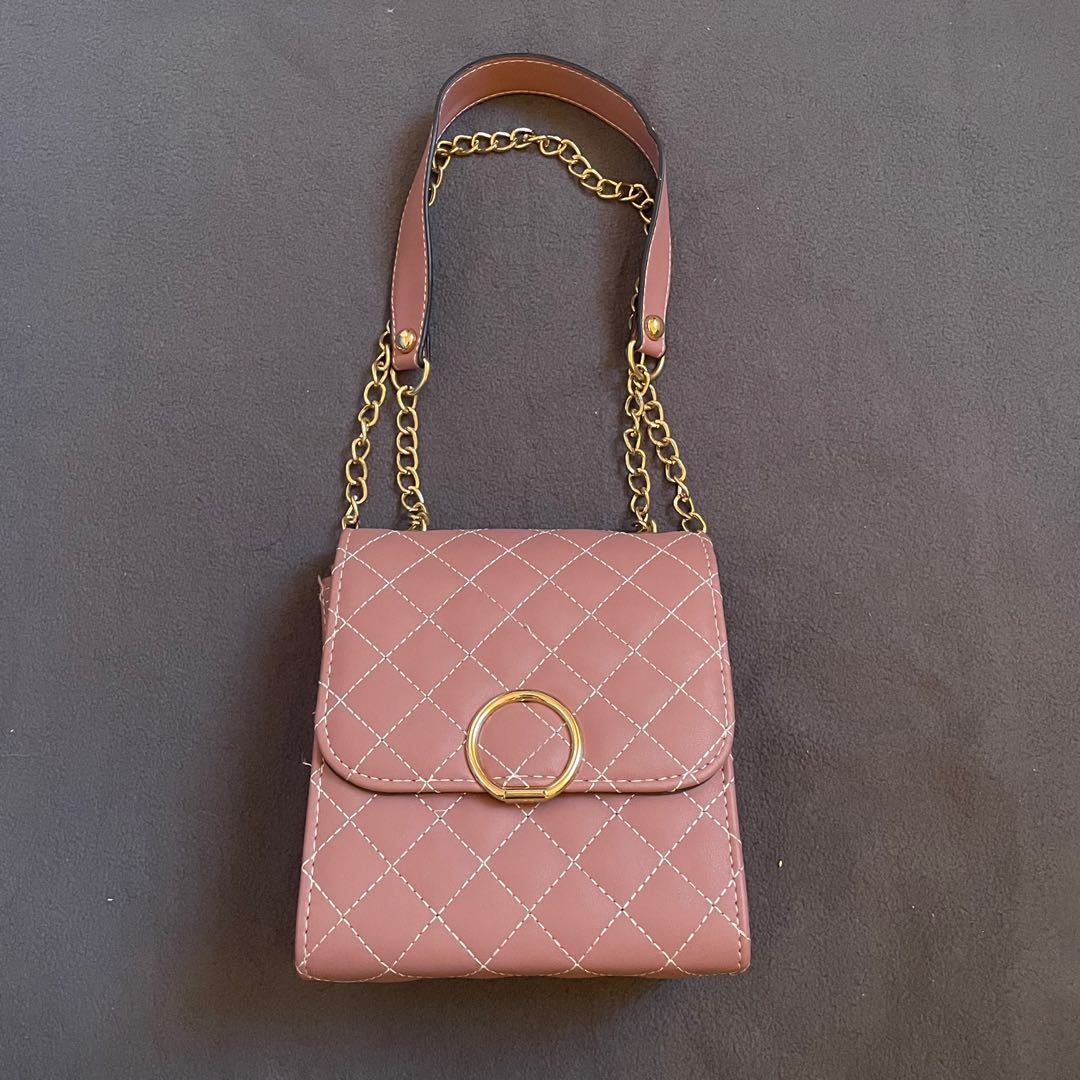 Chain sling bag (belladonna), Women's Fashion, Bags & Wallets, Cross