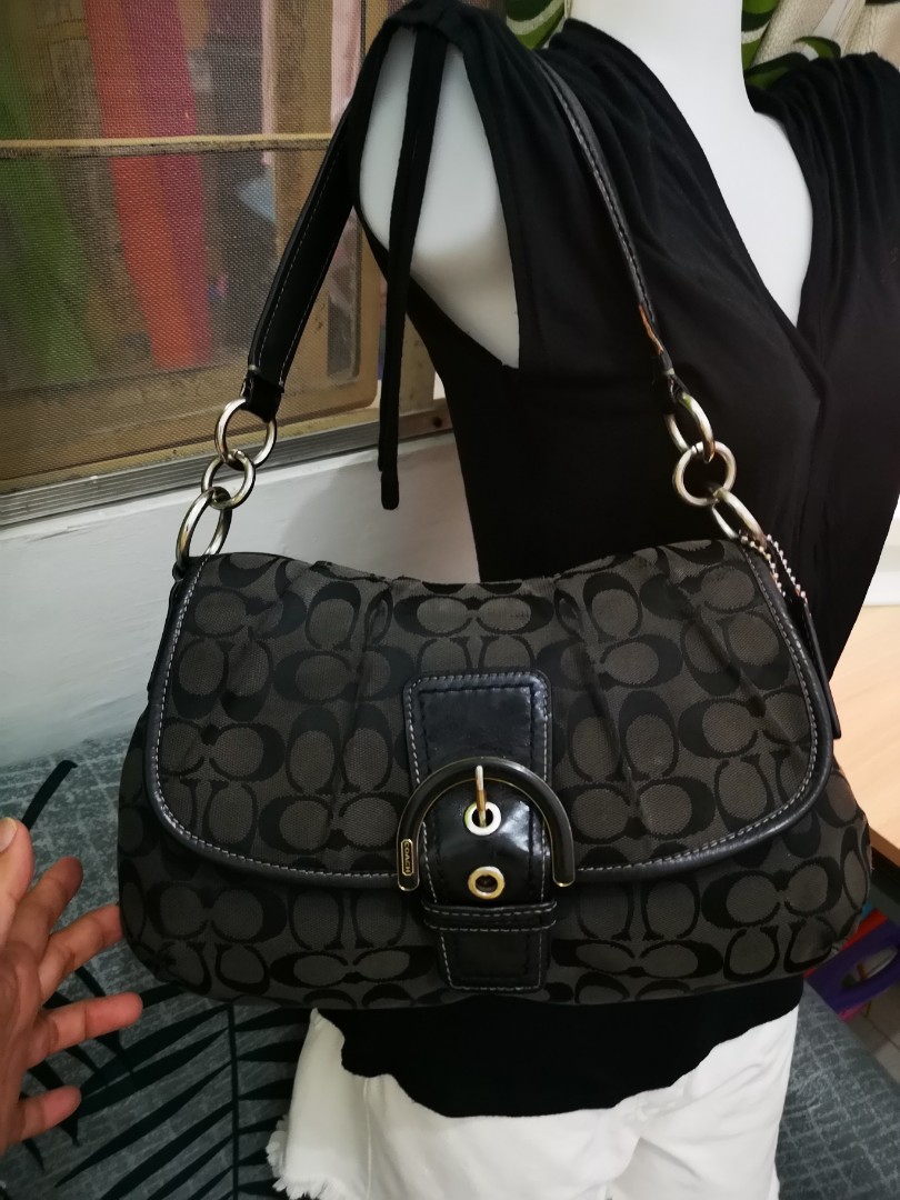 coach hobo black