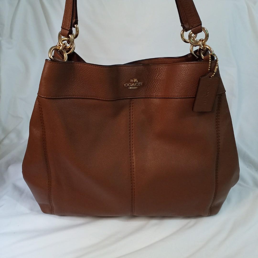 Coach large outlet lexy