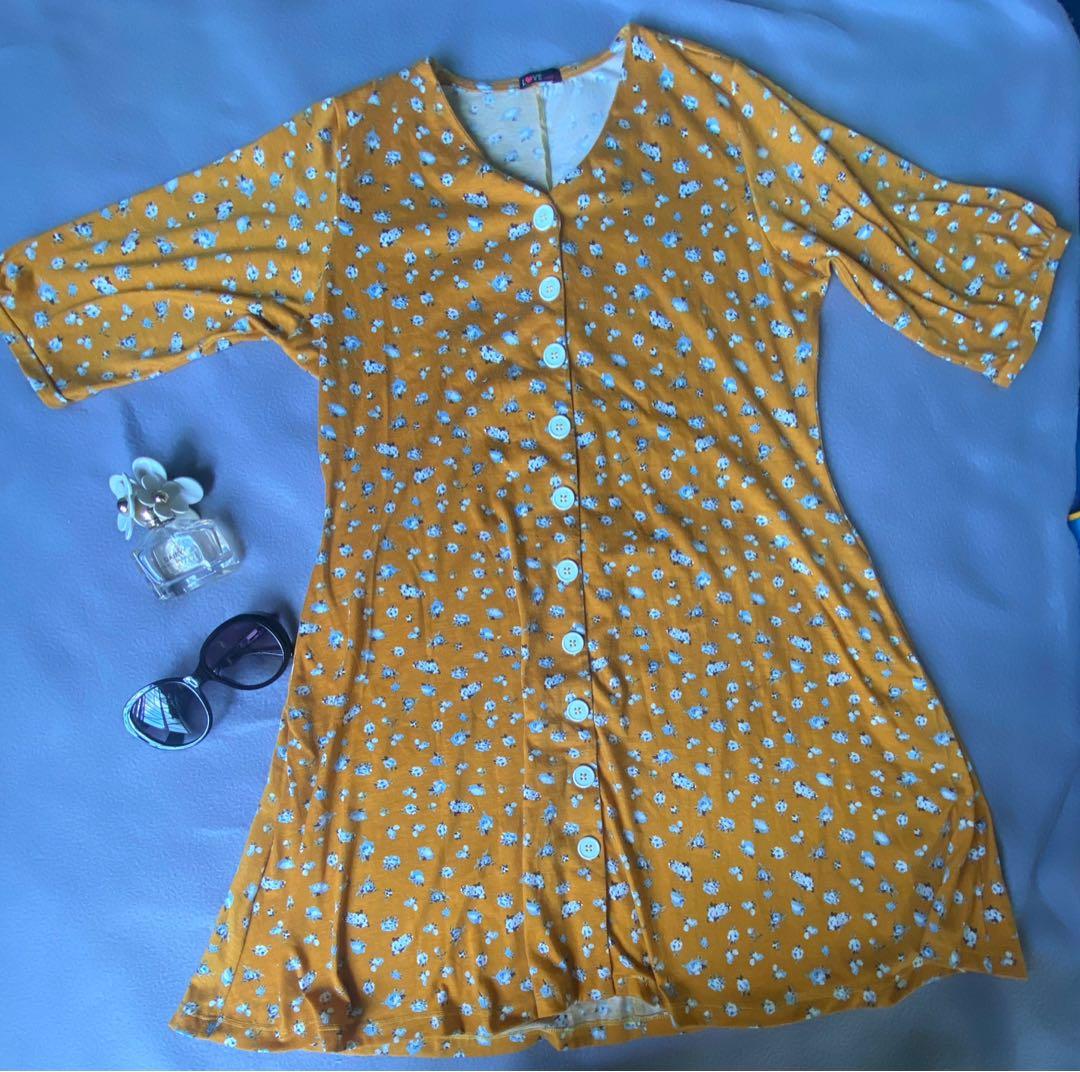 Dress XL (Category: Dresses) located in Quezon City. Submitted by chinity (Listing ID 1079214991, Image 1). Description: Love Crissa Dress Bust: 38 Waist: 36 Length: 35 Fabric is thick and stretchable Just decluttering. .