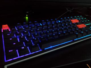 （分類：）位於 。 由 aronnet 提交（商品編號 1079183618，圖片 1）。簡介： 。