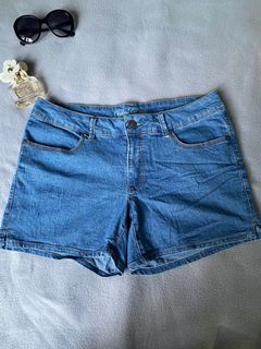 (Category: ) located in . Submitted by chinity (Listing ID 1079226097, Image 1). Description: .