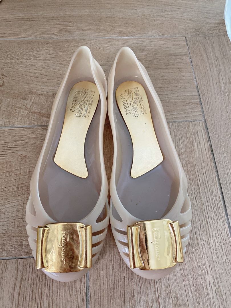 Ferragamo uj06842 on sale