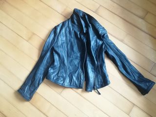 （分類：）位於 。 由 poohlover23 提交（商品編號 1079220220，圖片 1）。簡介： 。