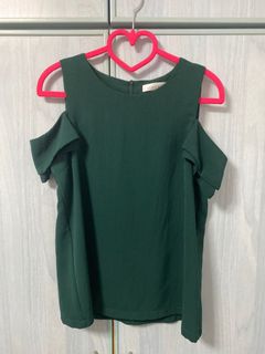 (Category: ) located in . Submitted by dressedup (Listing ID 1079232463, Image 1). Description: .
