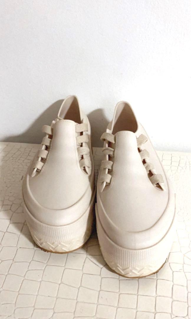 Melissa ulitsa sneaker hotsell platform no pé