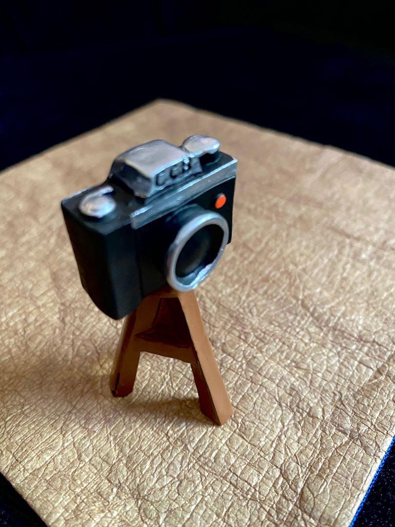 Miniature Vintage Camera with Tripod Deco Display (Category: Cameras) located in Paranaque City. Submitted by sfairyboutique (Listing ID 1079286496, Image 3). Description: Miniature Vintage Camera with Tripod Deco Display -New item -from Japan -5pcs Available 🧚‍♀️P80 last price.