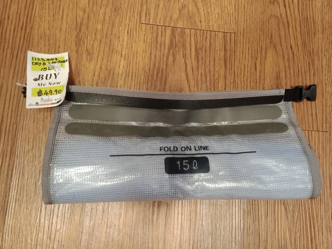 Rectangular dry bag outlet