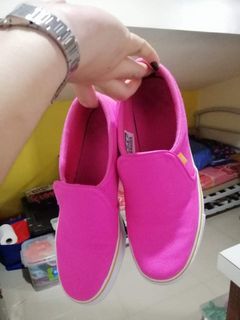 (Category: ) located in . Submitted by fishcake1993 (Listing ID 1079352707, Image 1). Description: .
