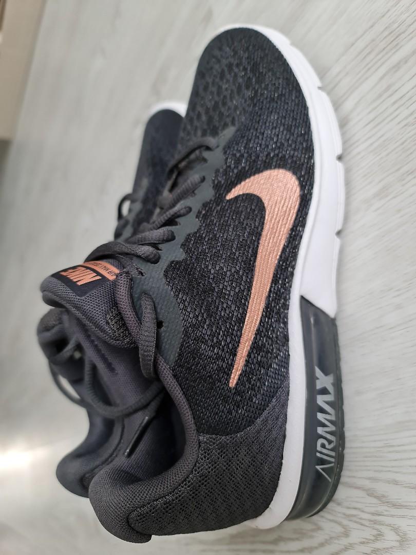 nike air max sequent 2 gold