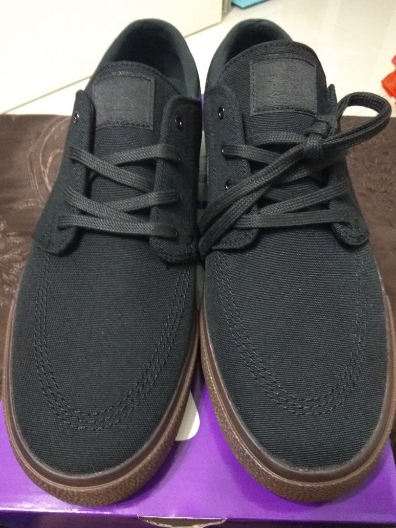 sb zoom janoski cnvs rm