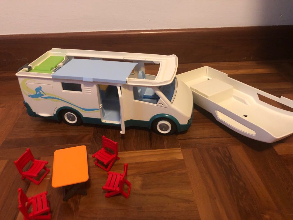 Playmobil holiday camper online