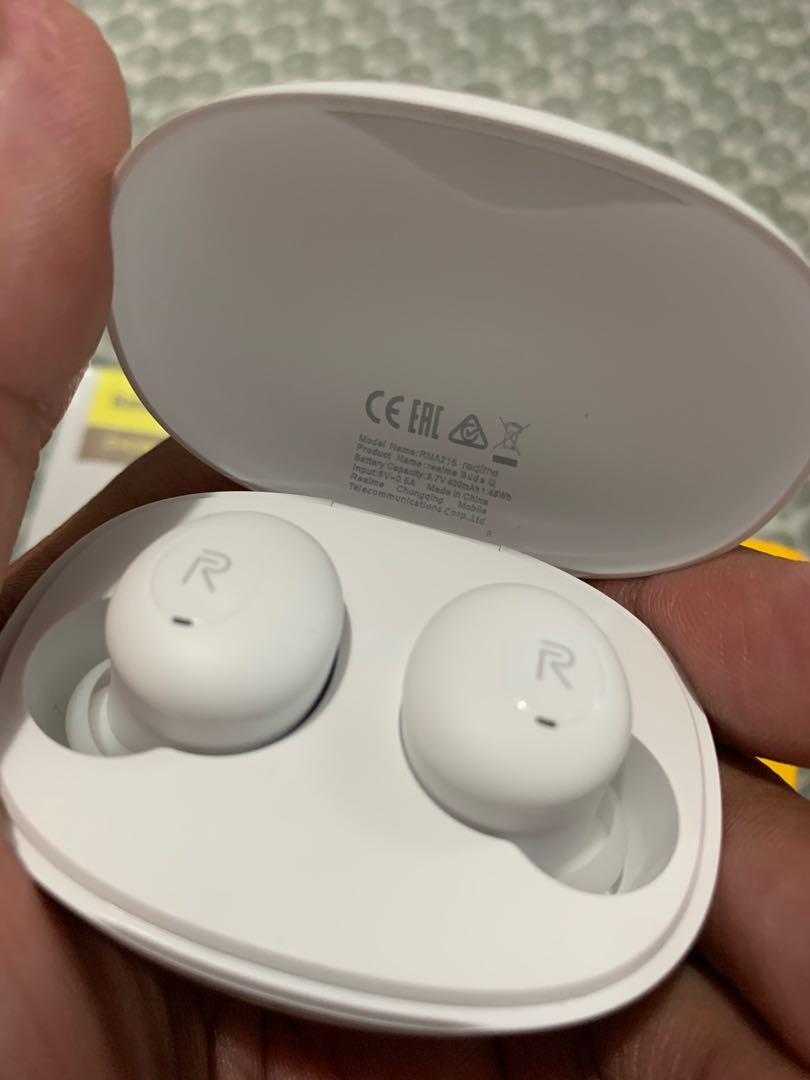 Realme earbuds q white deals