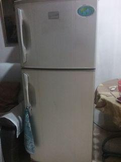 Sanyo 2 door refrigerator