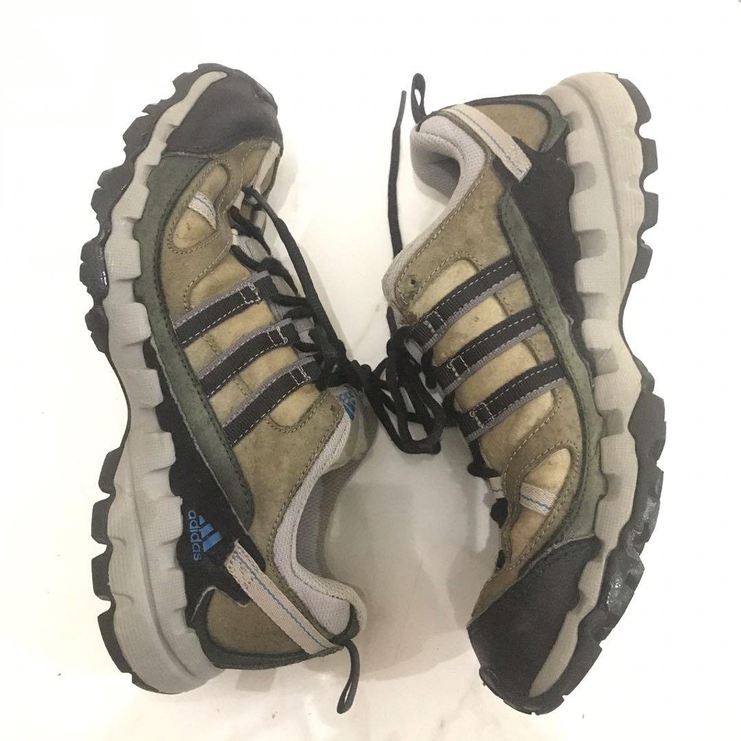 Sepatu trekking adidas outlet