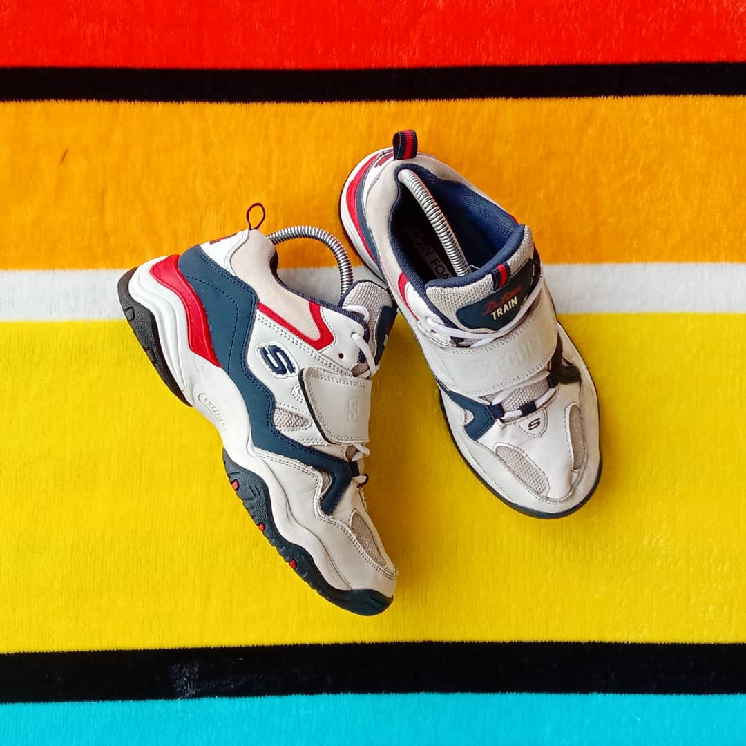 Skechers d'lites deals 2 train