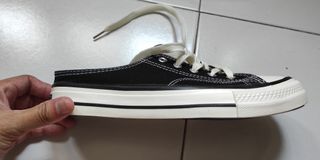 (Category: ) located in . Submitted by gerald_sng (Listing ID 1079170905, Image 1). Description: .