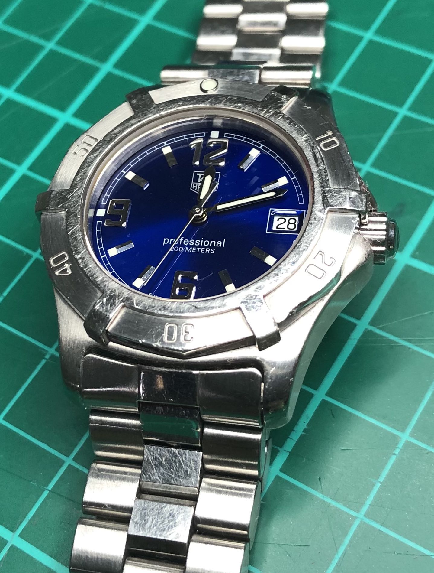 Tag heuer deals professional 200