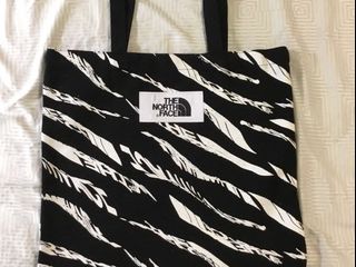 （分類：）位於 。 由 erickiki5 提交（商品編號 1079153873，圖片 1）。簡介： 。