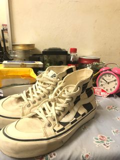 (Category: ) located in . Submitted by afifyss (Listing ID 1079309525, Image 1). Description: .