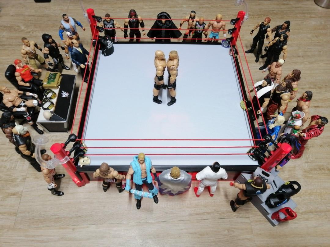wwe main event raw ring