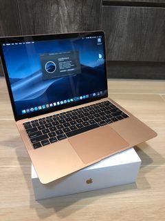 超輕99.99% 新Macbook Air 2018 13” i5 256gb 8gb ram retina mon（超少用）
