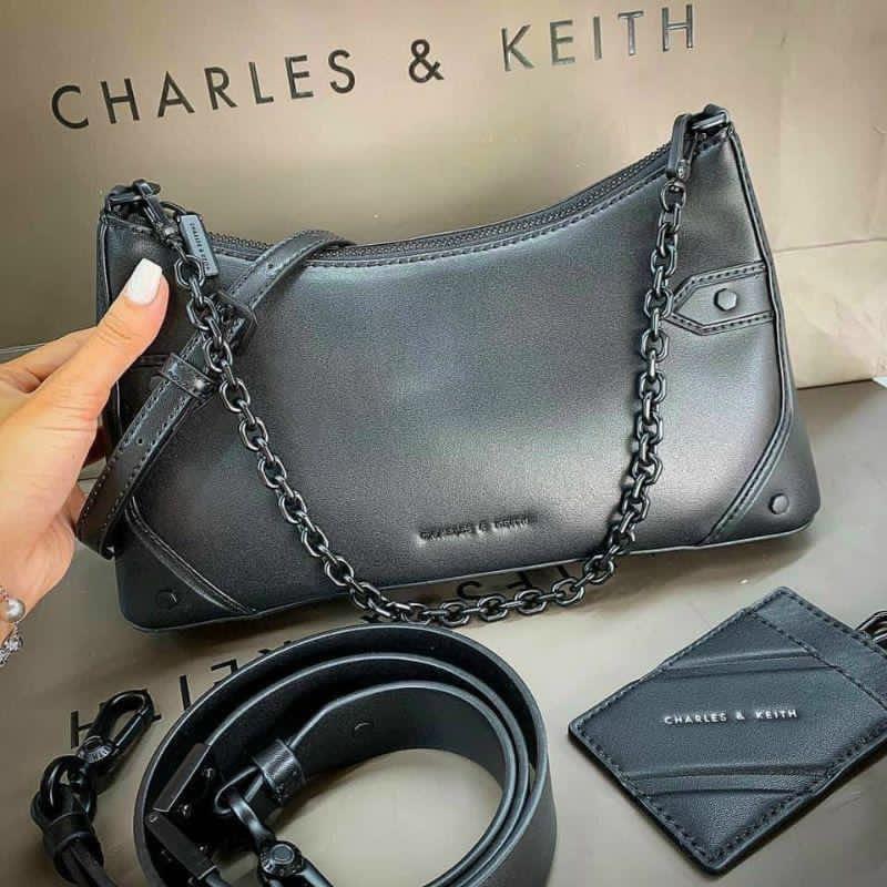 Chain Handle Bag - Ultra-Matte Black