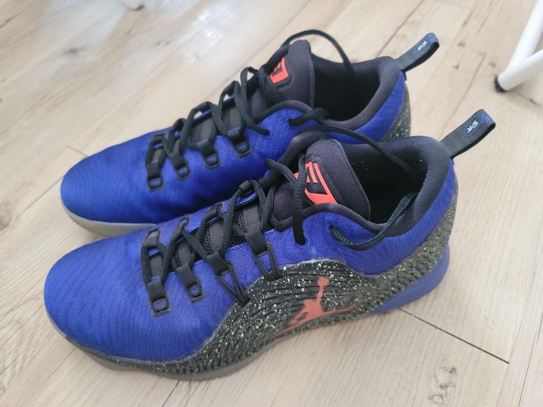 AJ CP3 9 US11 Carousell